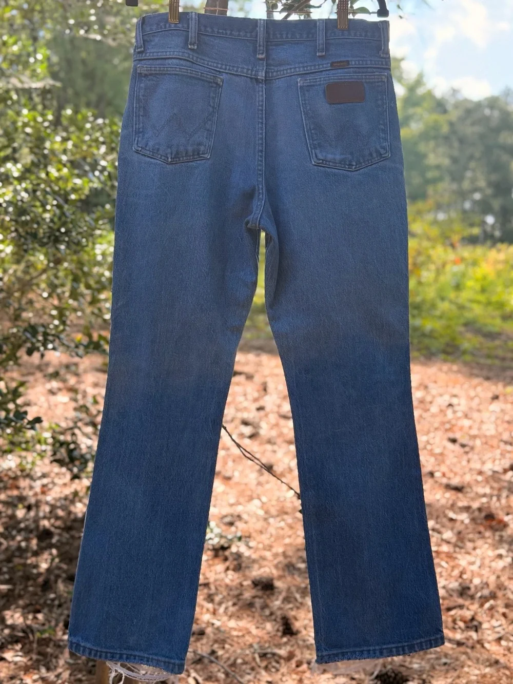 Wrangler Cowboy Cut Regular Boot-Cut Distressed Navy Jeans Size 34